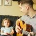 4-årige pige får nu millioner til tårer med sin bedårende duet med sin far